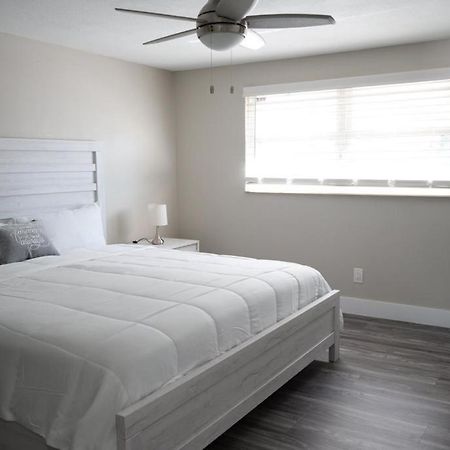 Hosting New Vila Tampa Exterior foto