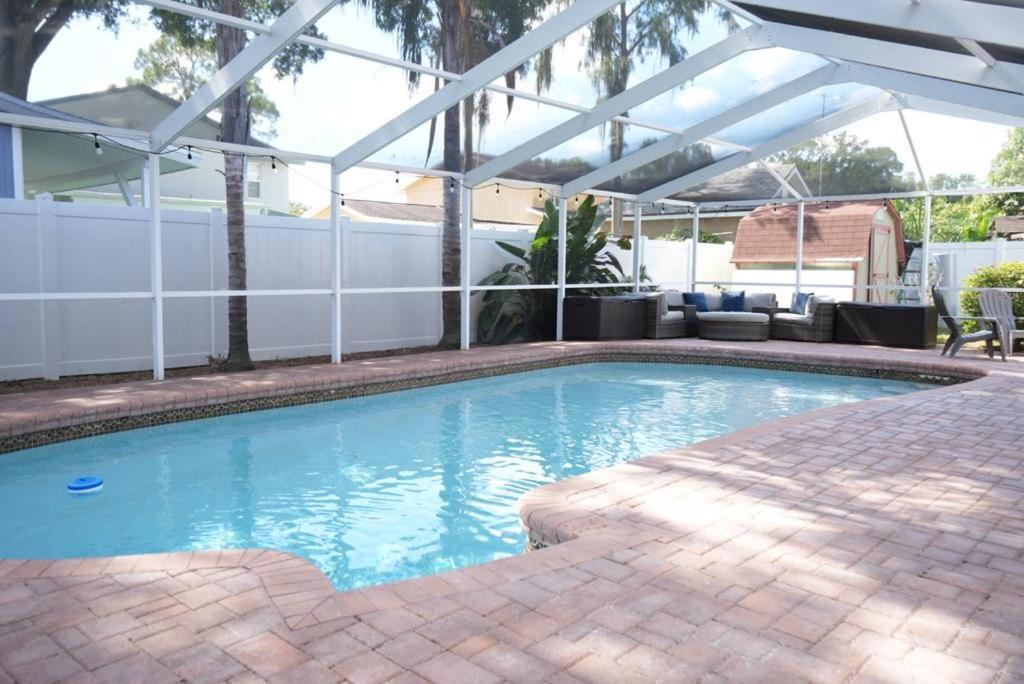 Hosting New Vila Tampa Exterior foto